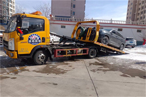 安乡救援拖车费用怎么算